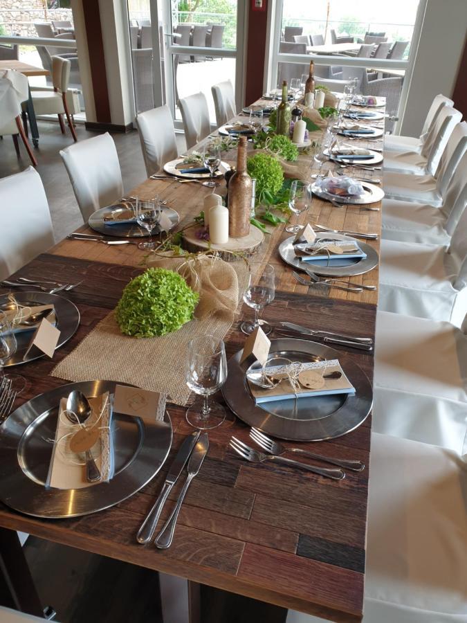 Bergwirtschaft Wilder Mann Und Restaurant Hotel Dresda